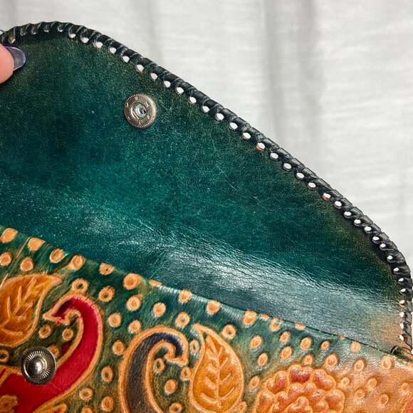 Vintage Leather Elephant Design Clutch - Picture 5 of 7